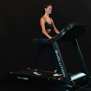 Esteira Elétrica Evolution Fitness Evo 5000 (110v e 200v)